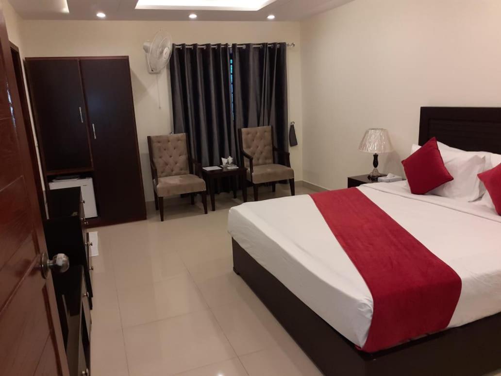 Hotel Noor Plaza ラホール 部屋 写真